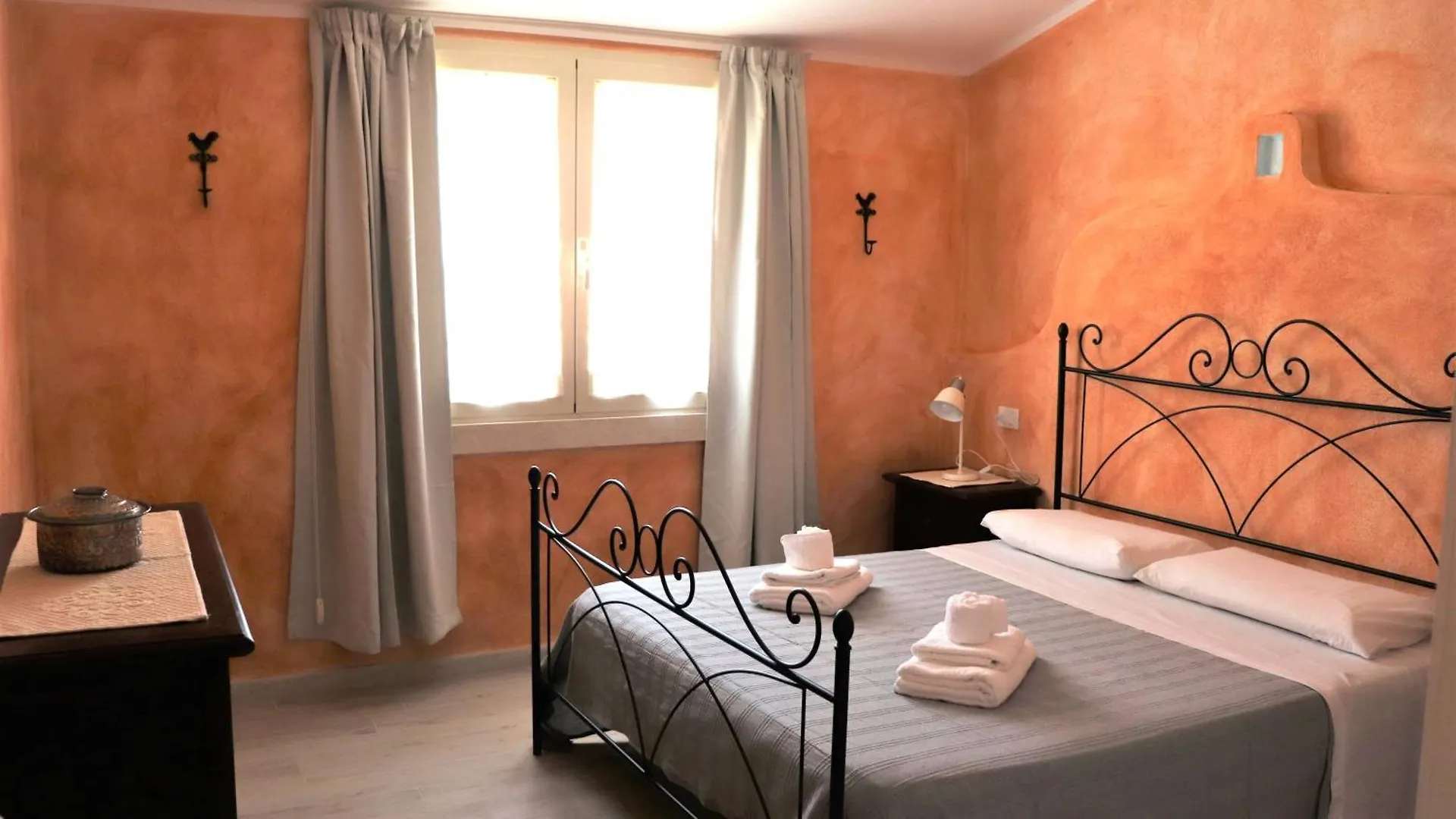 Apartment Country Villa Sant' Elene - Appartamento Olivo Orosei Italy