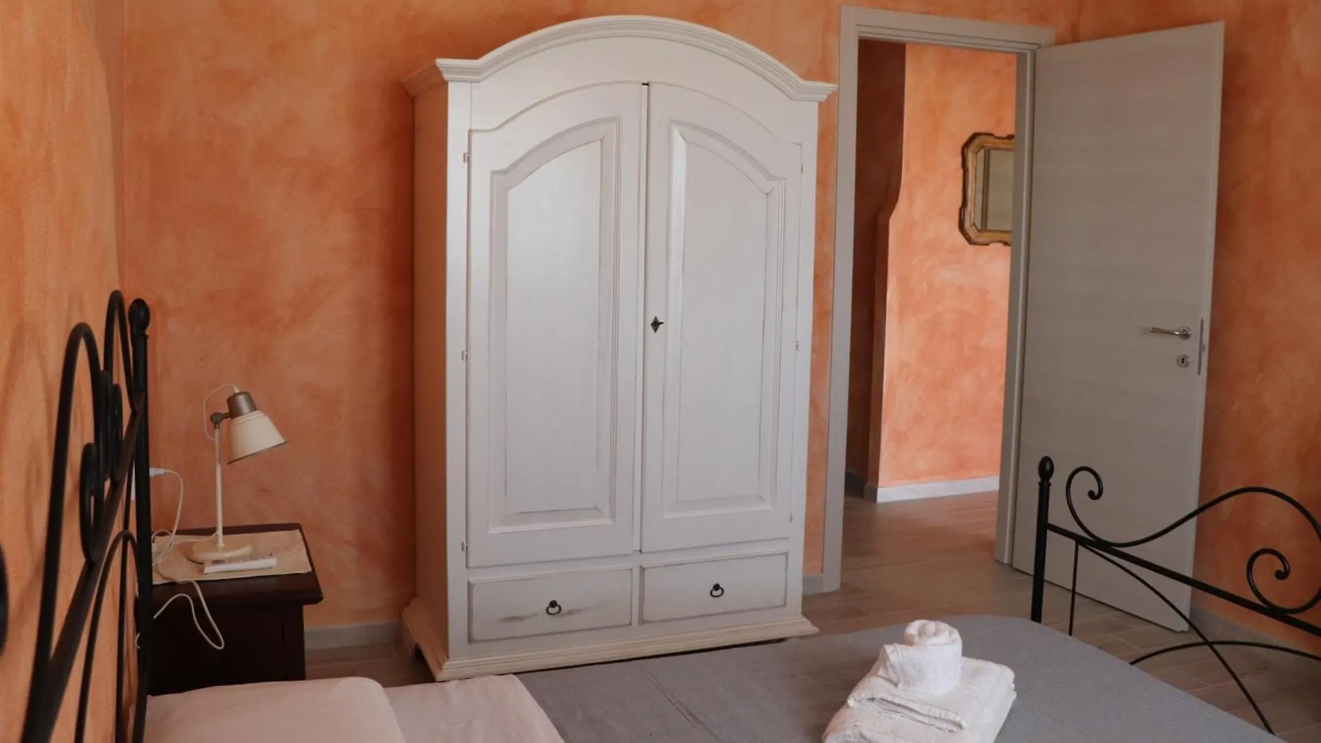 Country Villa Sant' Elene - Appartamento Olivo Orosei
